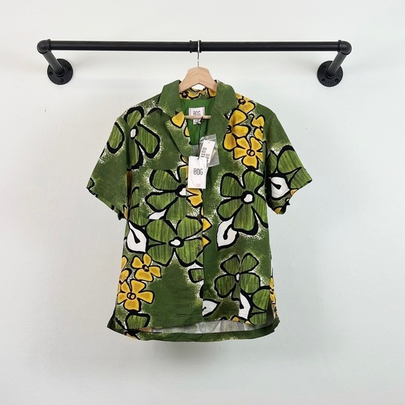 NWT Urban Outfitters BDG Dylan Souvenir Linen Tropical Button Down Top - Picture 4 of 7
